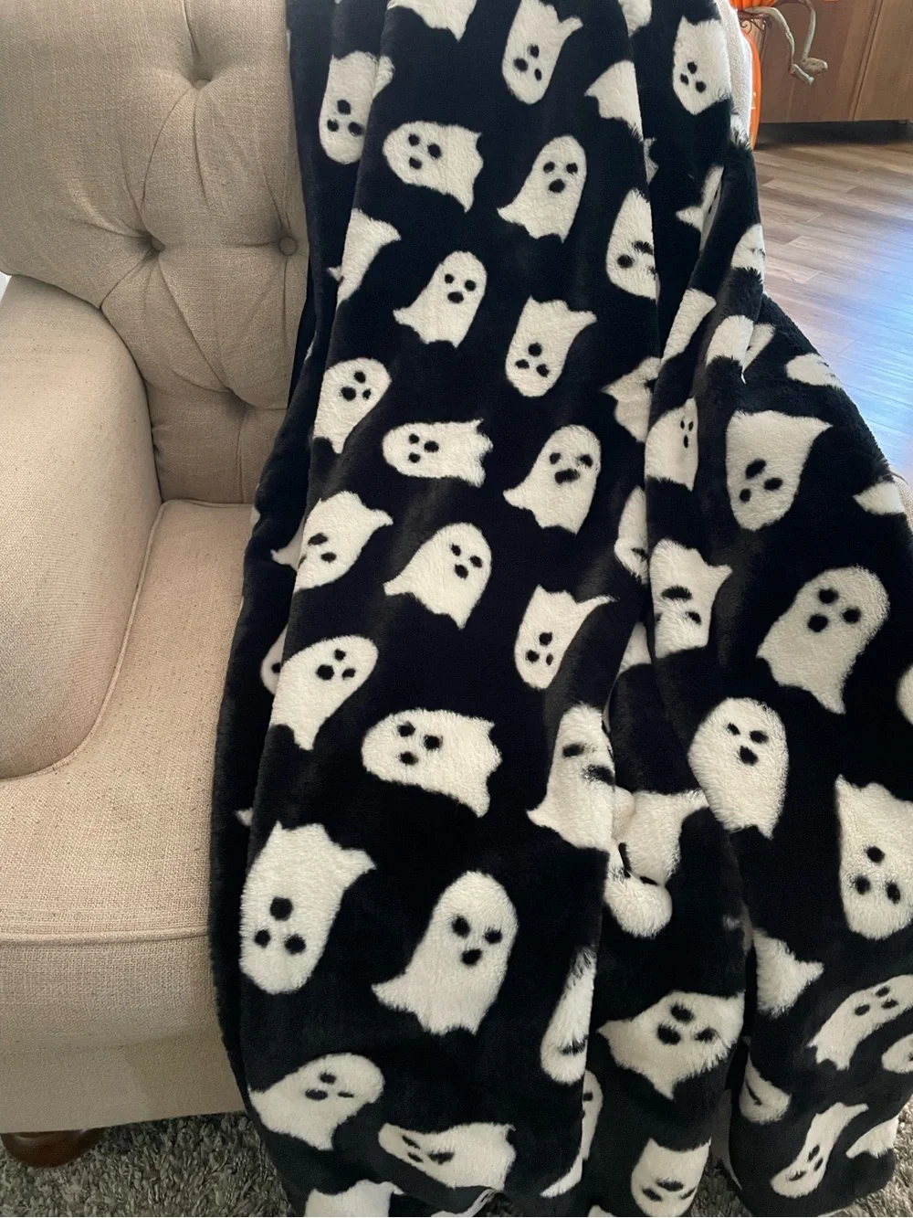 Storehouse Black and White Ghost Throw Blanket 50x70 Halloween